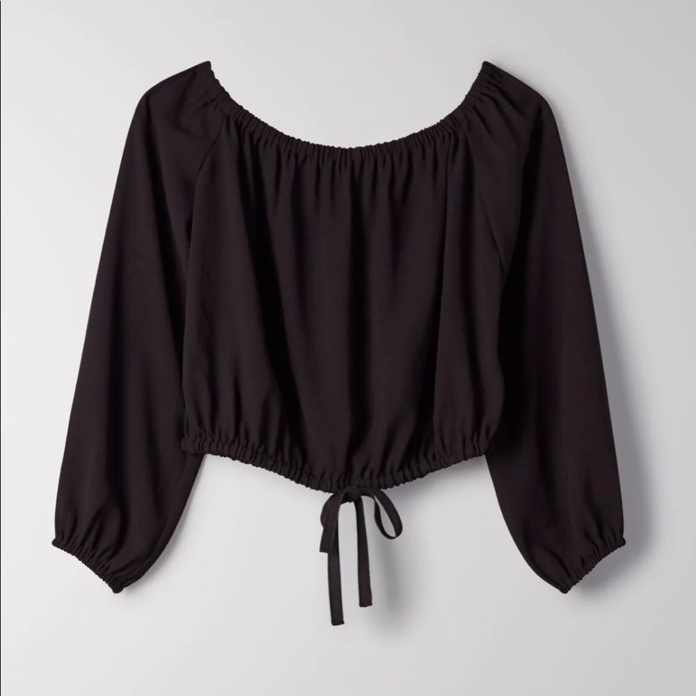 Wilfred Eleanora off the shoulder crop top
